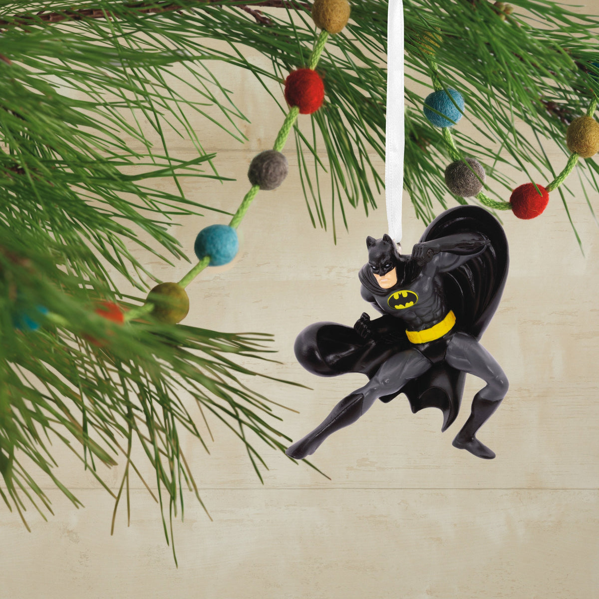 Collectable DC Comics - Batman Pose Ornament