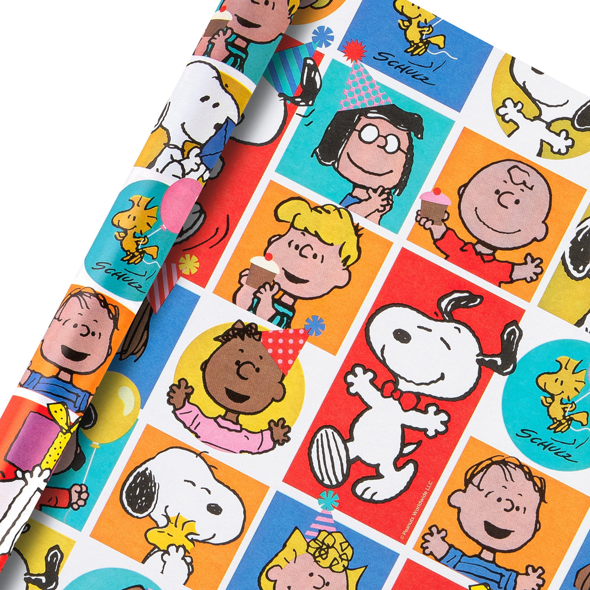 6M Wrapping Paper - 3 x 2M Rolls in 1 PEANUTS™ Comics SNOOPY & Gang Design