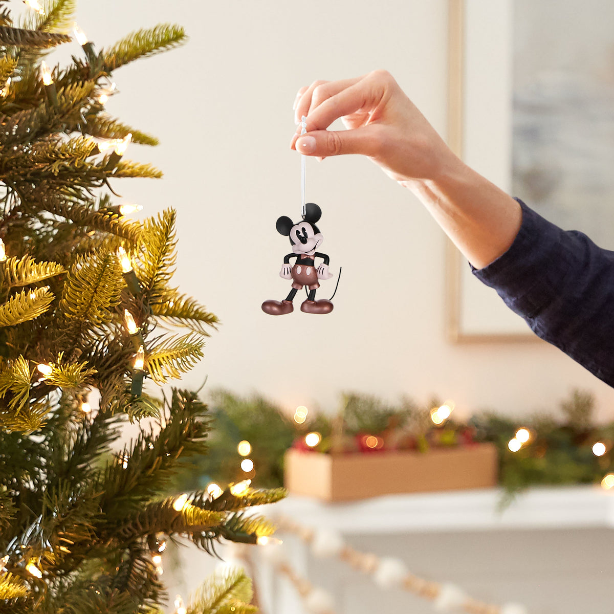 Collectable Classic Disney Mickey Mouse Resin Hanging Christmas Ornament
