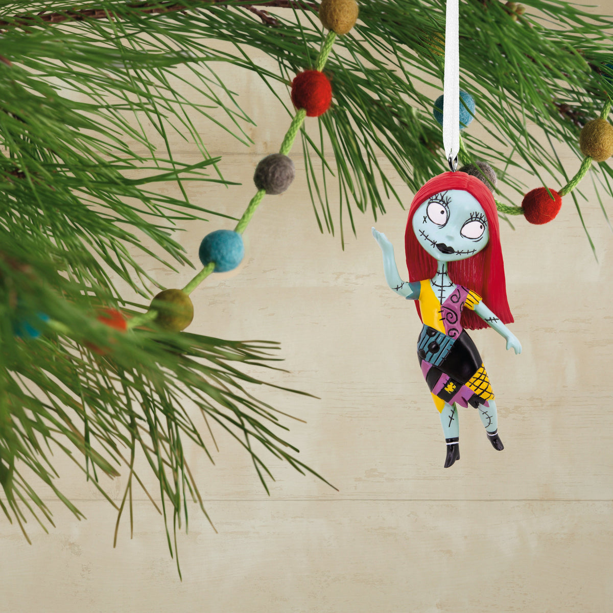 Collectable Disney The Nightmare Before Christmas - Sally Ornament