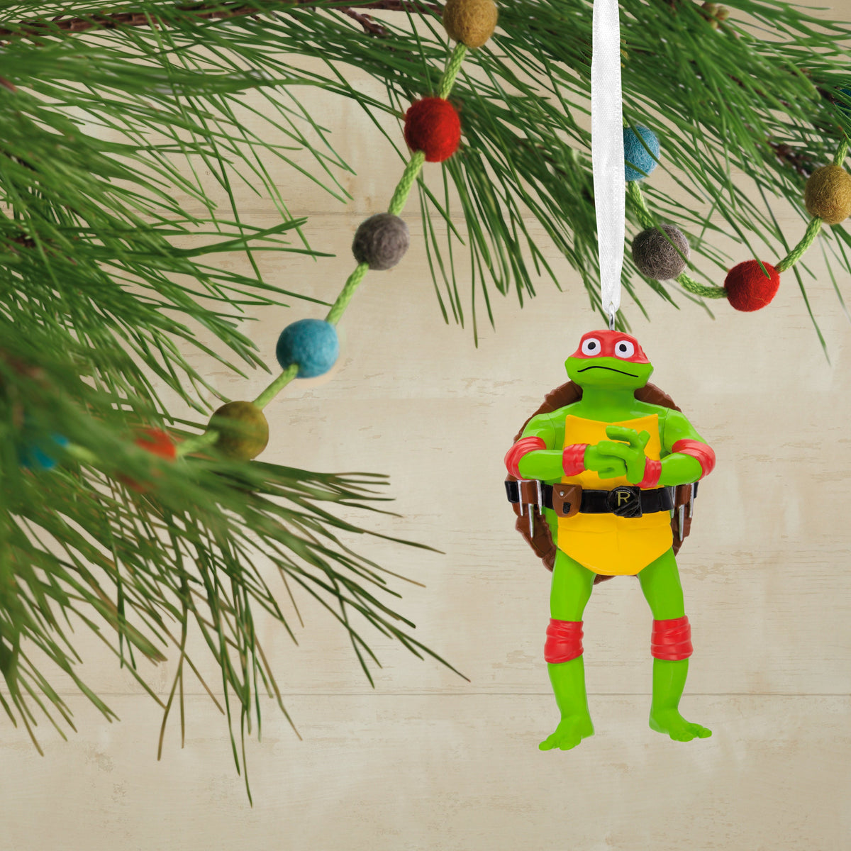 Collectible Teenage Mutant Ninja Turtles - Raphael Festive Ornament