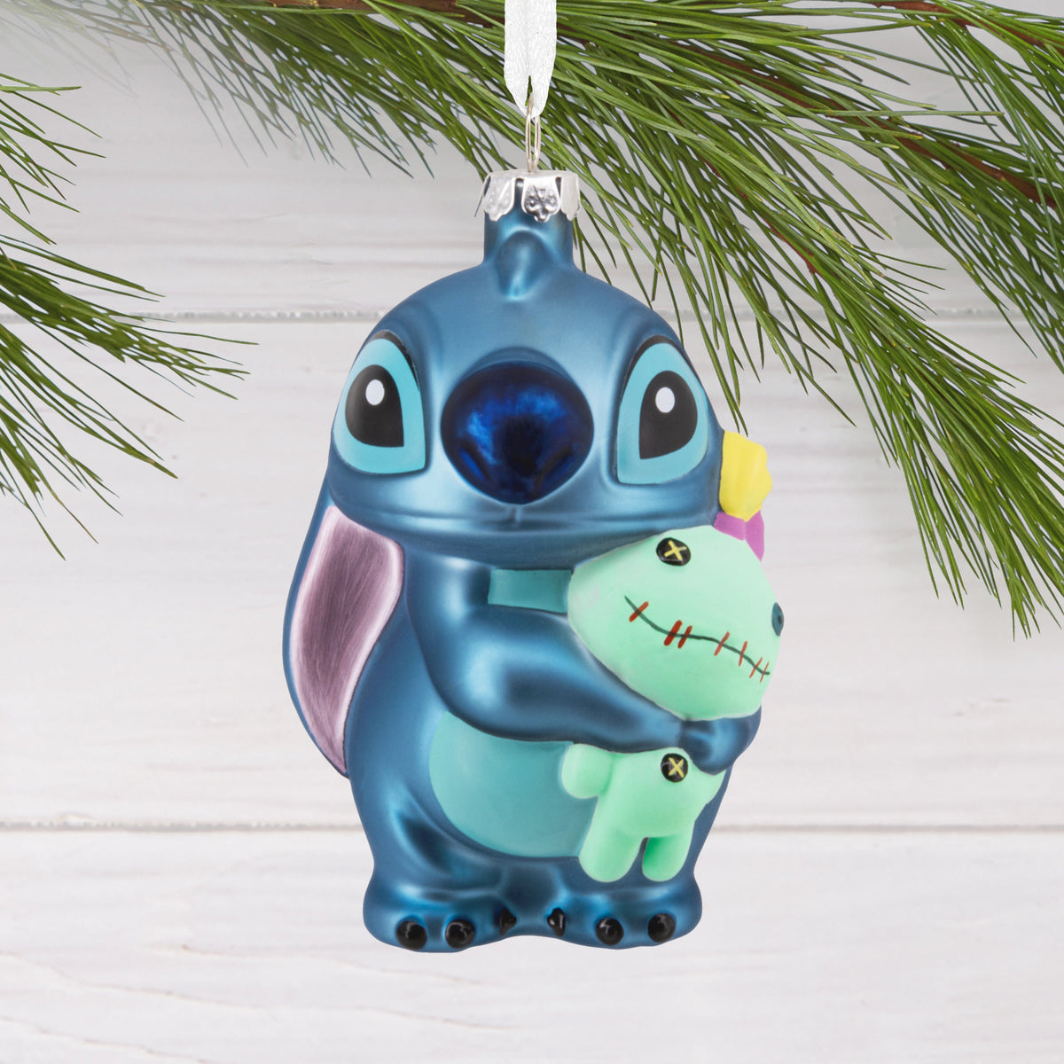 Collectable Disney Lilo & Stitch Scrump & Stitch Glass Ornament