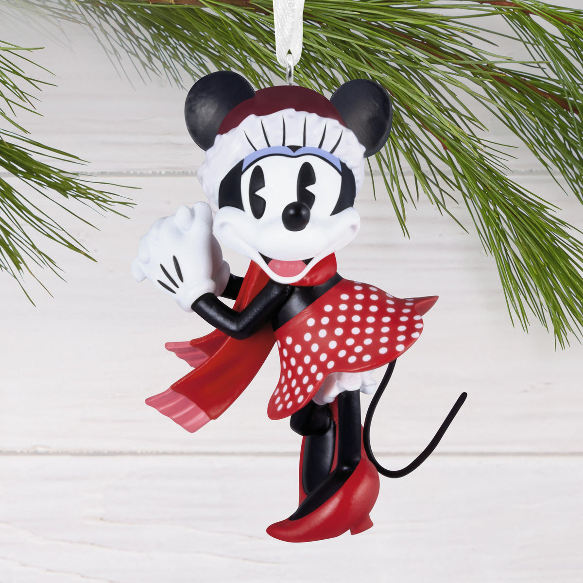 Collectable Disney Minnie Mouse Resin Hanging Christmas Ornament